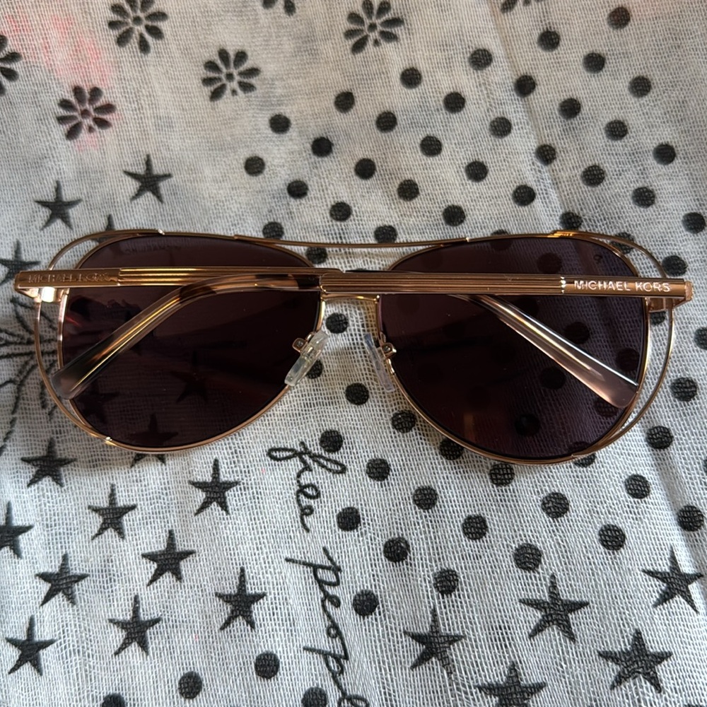 Michael kors polarized aviators - Picture 4 of 4